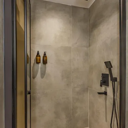 The One Living - Adult Only Otel