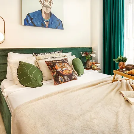 The One Living - Adult Only Otel