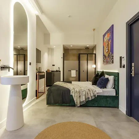 Otel The One Living - Adult Only
